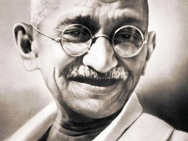 سیمرغ 8: گاندی از ماهرترین افراد در دریافت و بکارگیری شهود